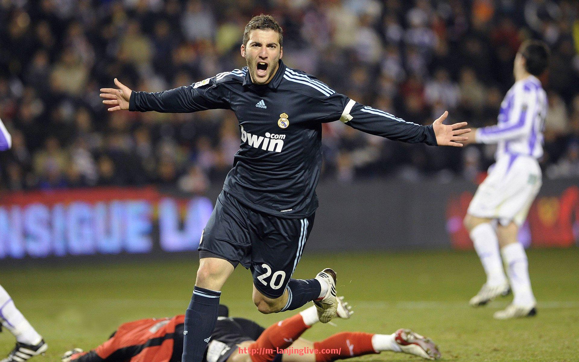 蓝鲸体育直播-德甲为何在疫情期间急于重启?多支球队角度分析